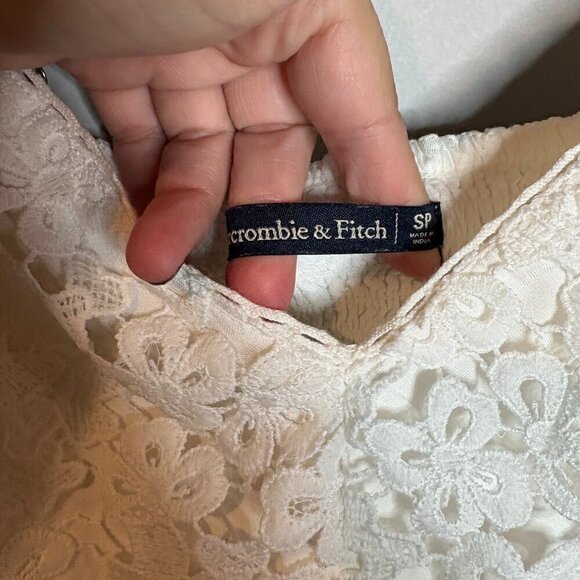 Abercrombie & Fitch White Lace Ruffle Sleeveless V Neck Mini Dress - Picture 4 of 6